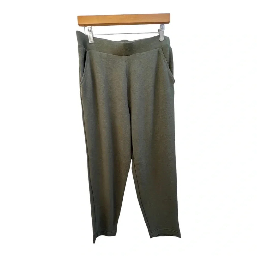 Jessica Simpson Capri Joggers Sweatpants Womens Medium Green Pull On Casual Pant
